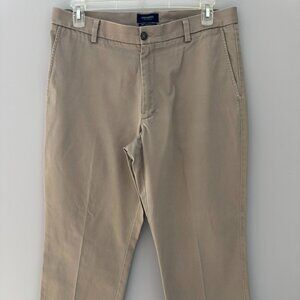 Dockers Men's khaki Size 36 X 29 (straight fit)